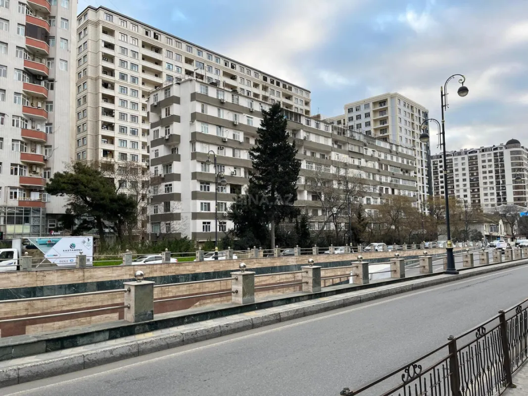 Satılır 1 otaqlı mənzil 45 m²