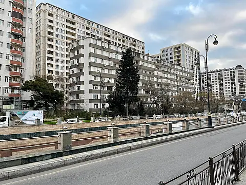 Satılır 1 otaqlı mənzil 45 m²