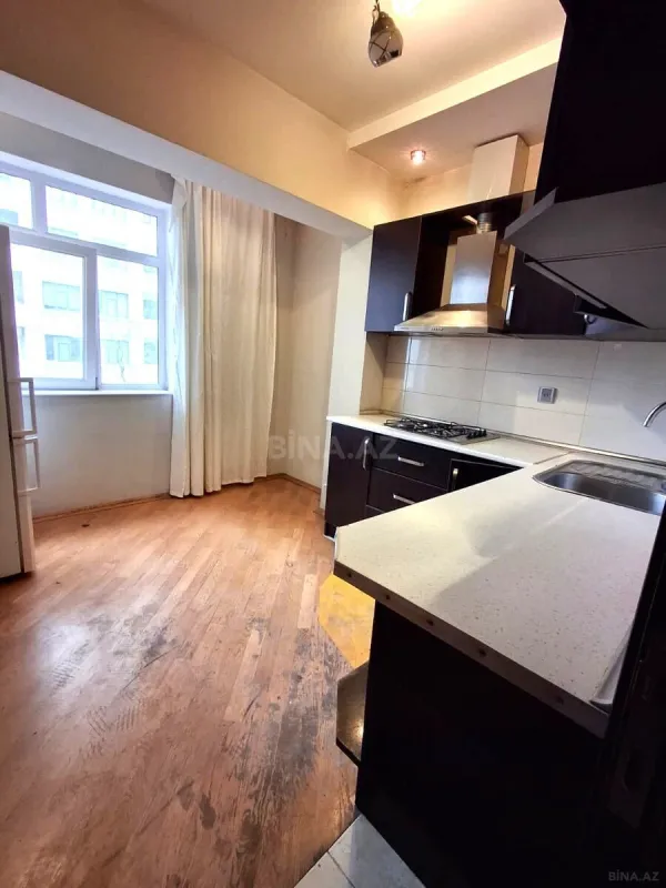 Satılır 1 otaqlı mənzil 45 m²