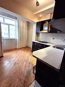 Satılır 1 otaqlı mənzil 45 m²