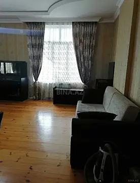 Kirayə verilir 2 otaqlı mənzil 100 m²