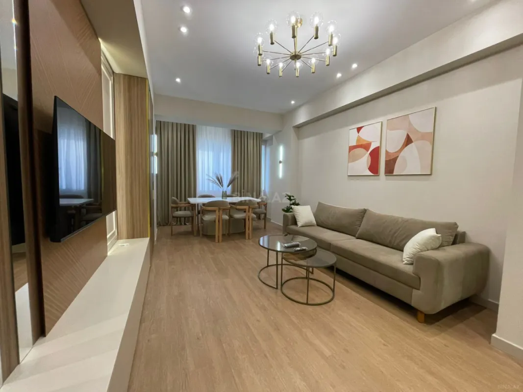 Kirayə verilir 2 otaqlı mənzil 69 m²