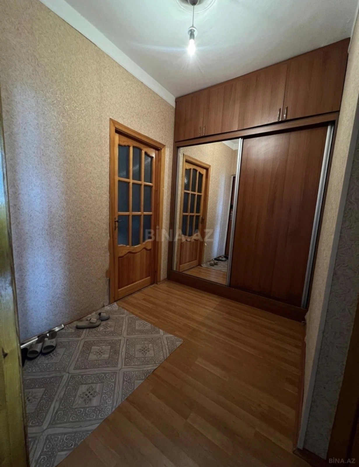 Satılır 2 otaqlı mənzil 55 m²