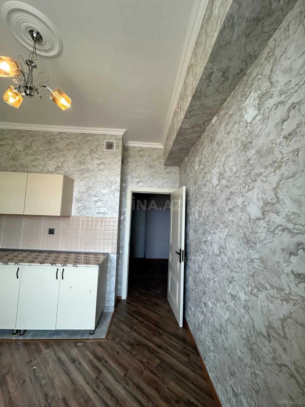 Kirayə verilir 2 otaqlı mənzil 79.4 m²
