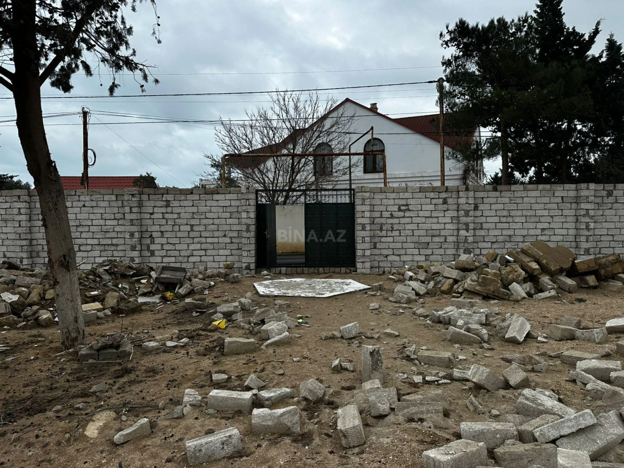 Satılır torpaq sahəsi 20 m²