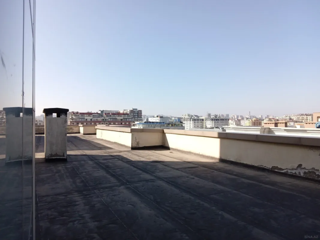 Satılır 5 otaqlı mənzil 300 m²