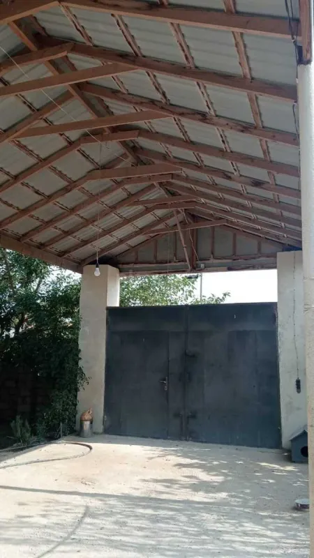 Satılır 3 otaqlı həyət evi 100 m²