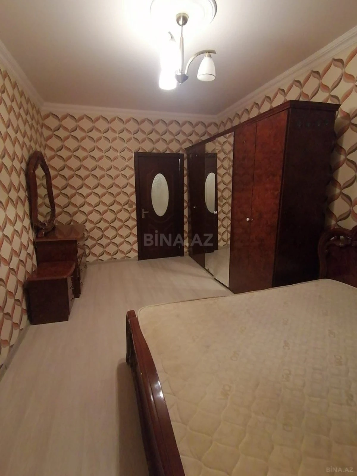 Kirayə verilir 2 otaqlı mənzil 55 m²