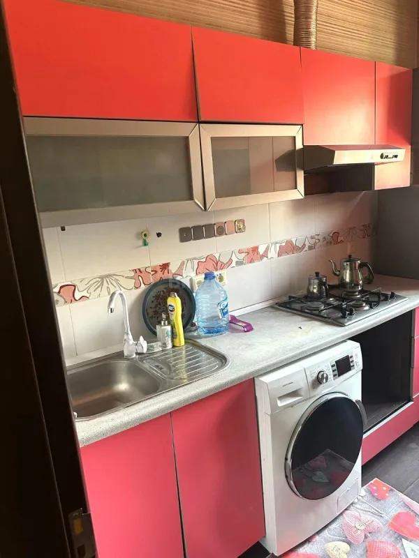 Satılır 2 otaqlı mənzil 65 m²