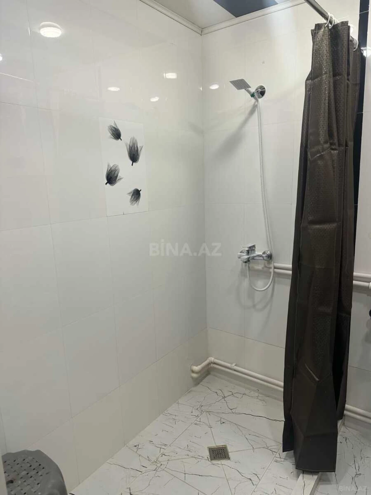 Satılır 2 otaqlı mənzil 65 m²