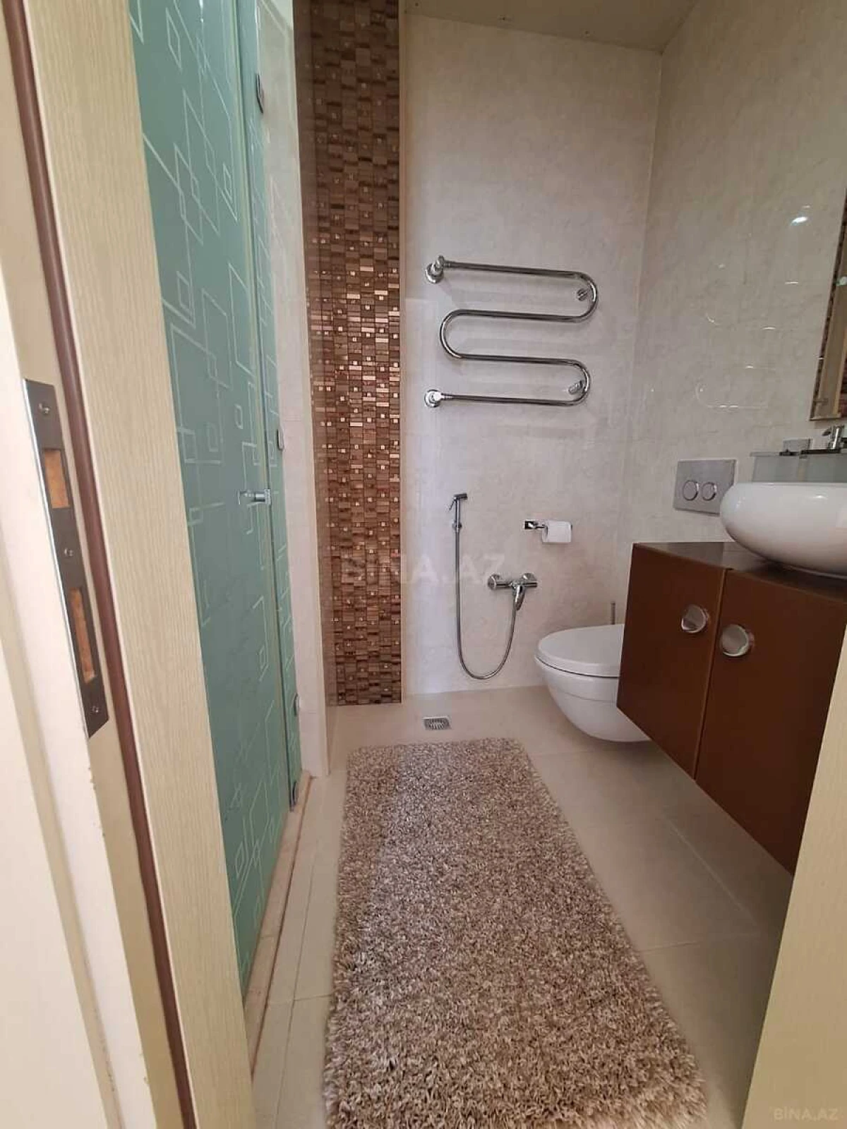 Kirayə verilir 3 otaqlı mənzil 120 m²