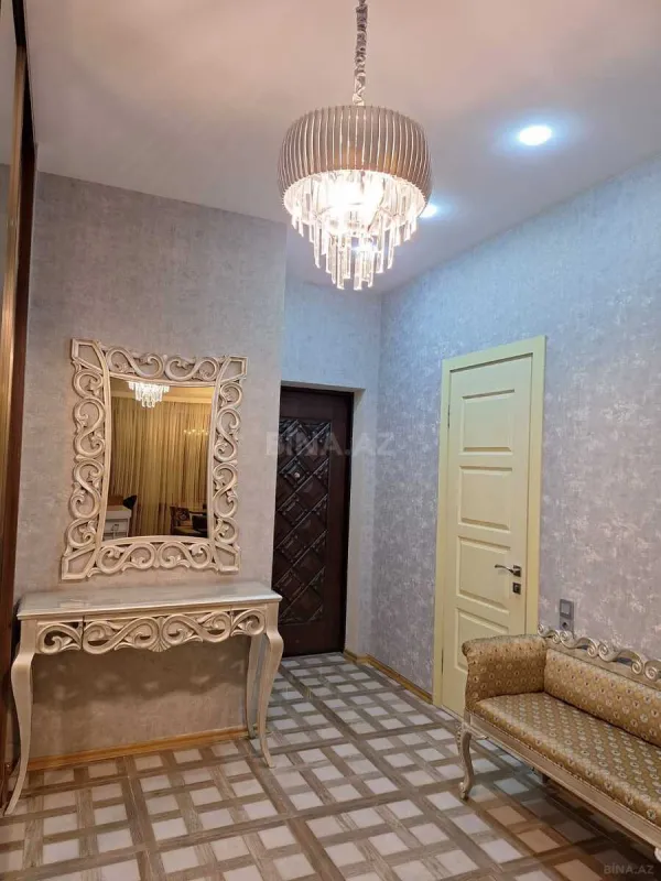 Kirayə verilir 3 otaqlı mənzil 120 m²