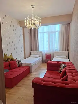 Kirayə verilir 3 otaqlı mənzil 120 m²