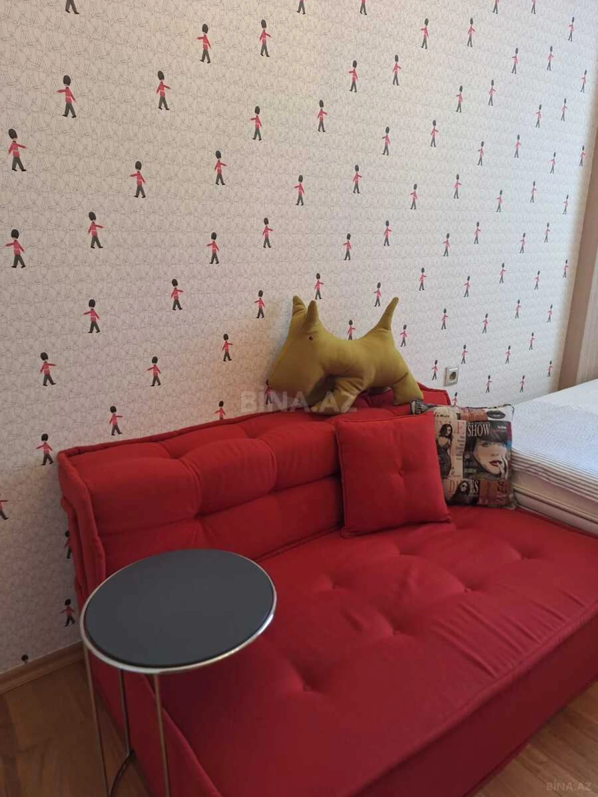 Kirayə verilir 3 otaqlı mənzil 120 m²