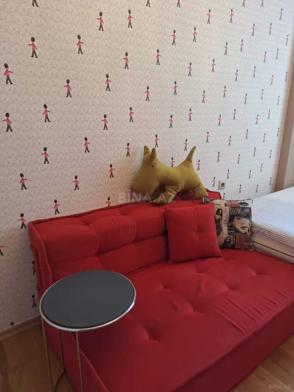 Kirayə verilir 3 otaqlı mənzil 120 m²