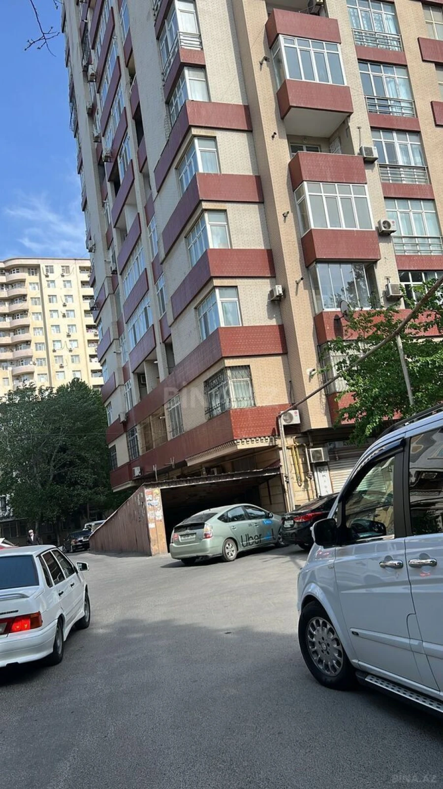 Satılır 2 otaqlı mənzil 88 m²