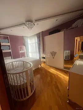 Satılır 2 otaqlı mənzil 88 m²