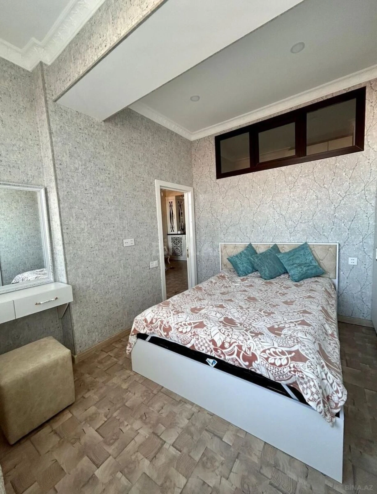 Kirayə verilir 3 otaqlı mənzil 85 m²