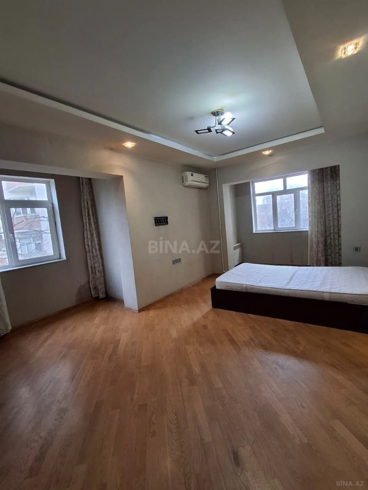 Satılır 1 otaqlı mənzil 40 m²