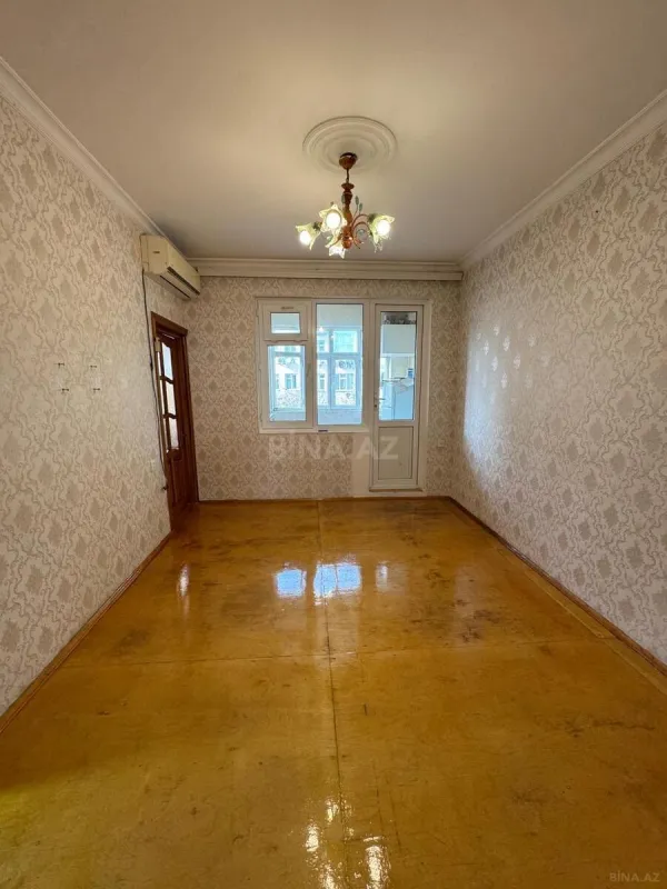 Satılır 3 otaqlı mənzil 55 m²