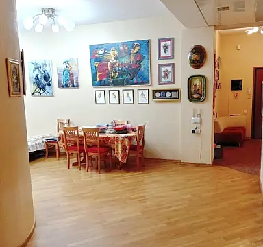 Satılır 4 otaqlı mənzil 155 m² — Bakı, Xətai m/s yanı 4 otaq 155.00 m²