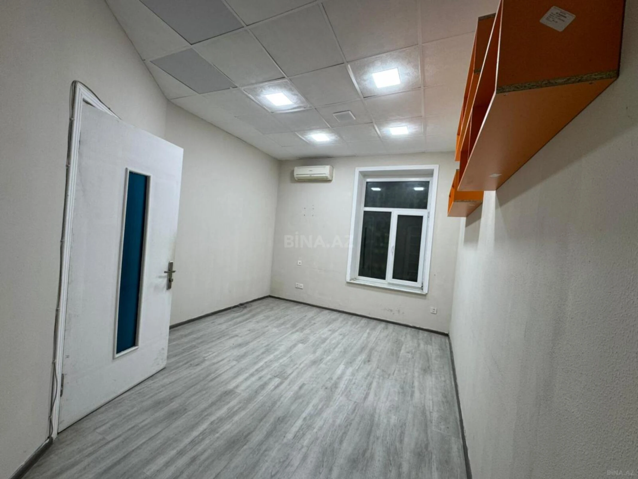 Kirayə verilir 4 otaqlı ofis 100 m²