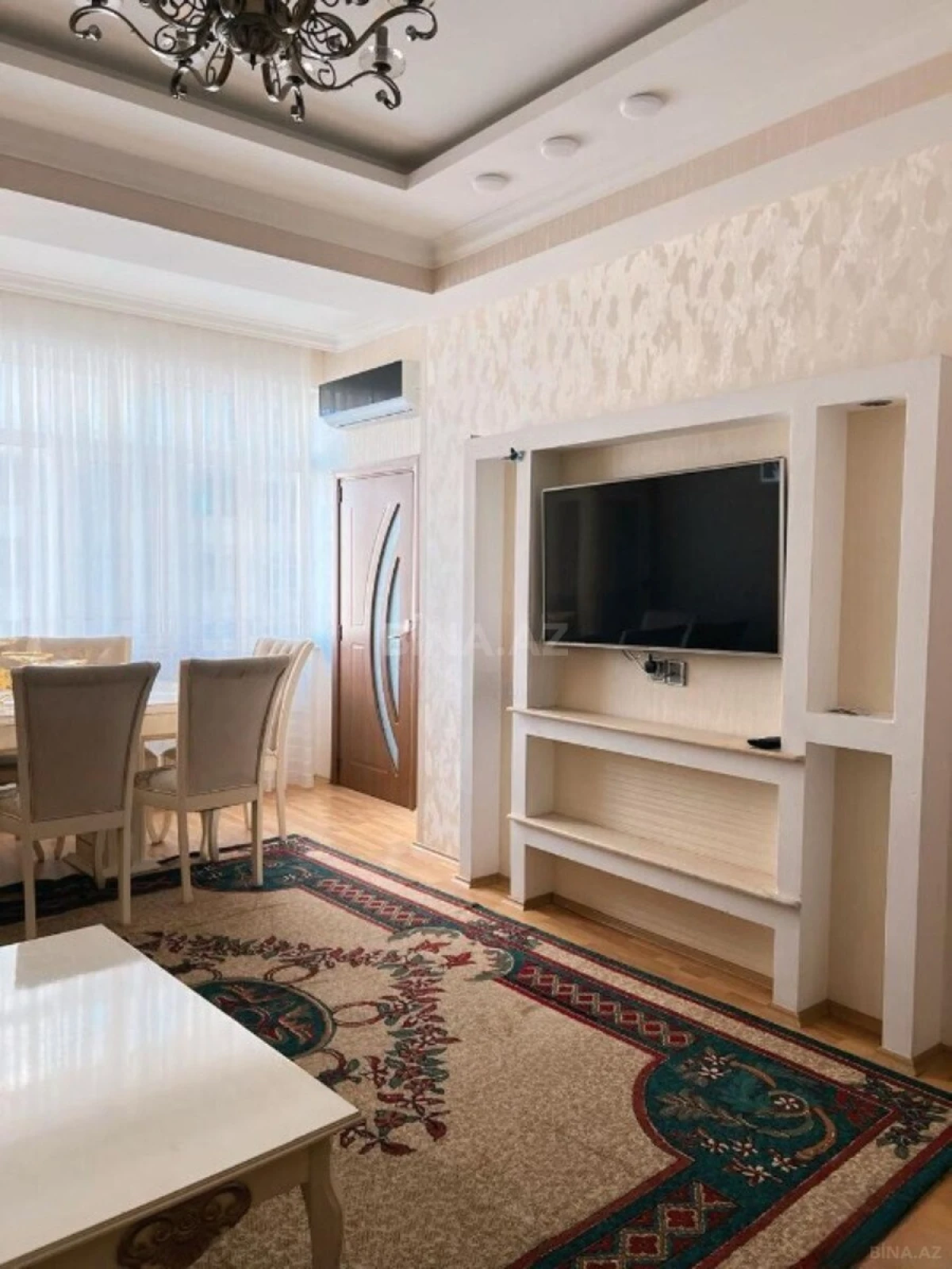 Kirayə verilir 3 otaqlı mənzil 100 m²