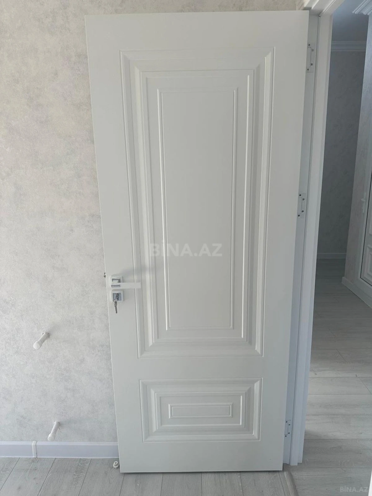 Satılır 2 otaqlı mənzil 76 m²