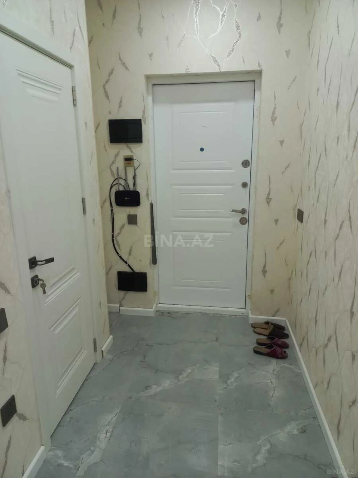 Kirayə verilir 2 otaqlı mənzil 70 m²