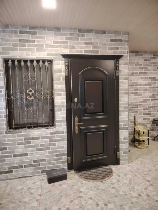 Satılır 7 otaqlı həyət evi 380 m²