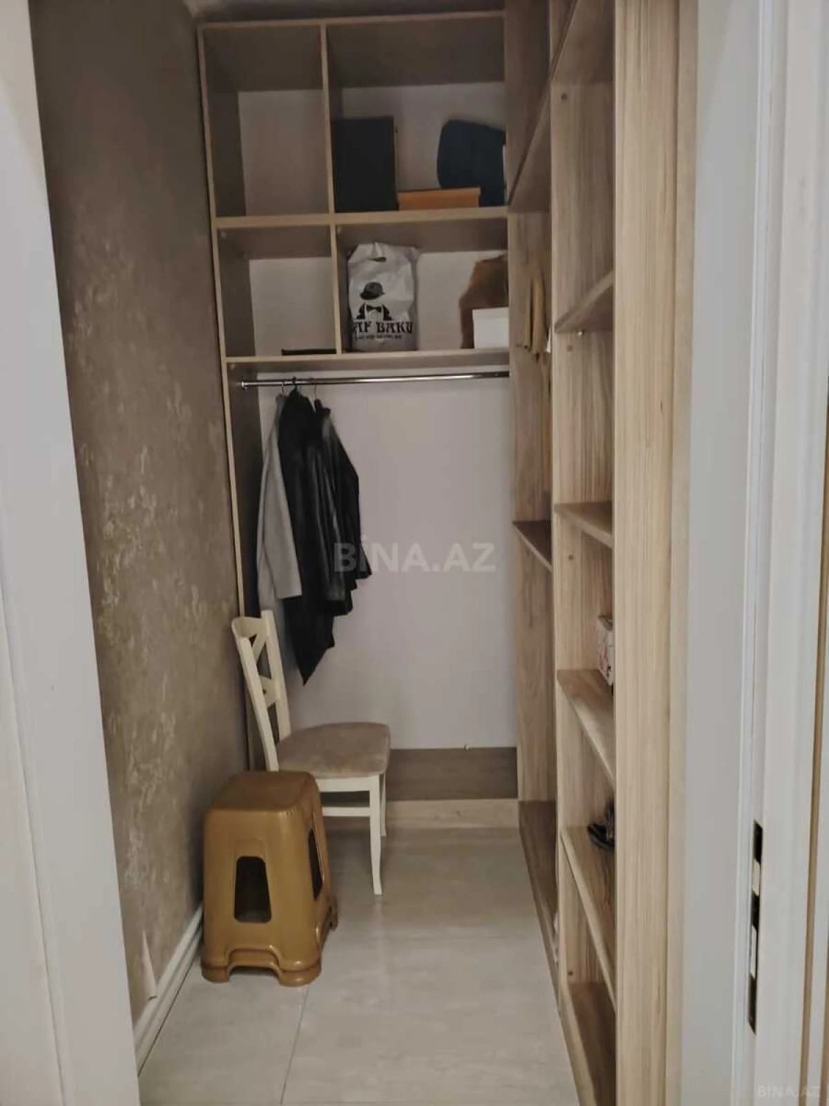 Satılır 7 otaqlı həyət evi 380 m²