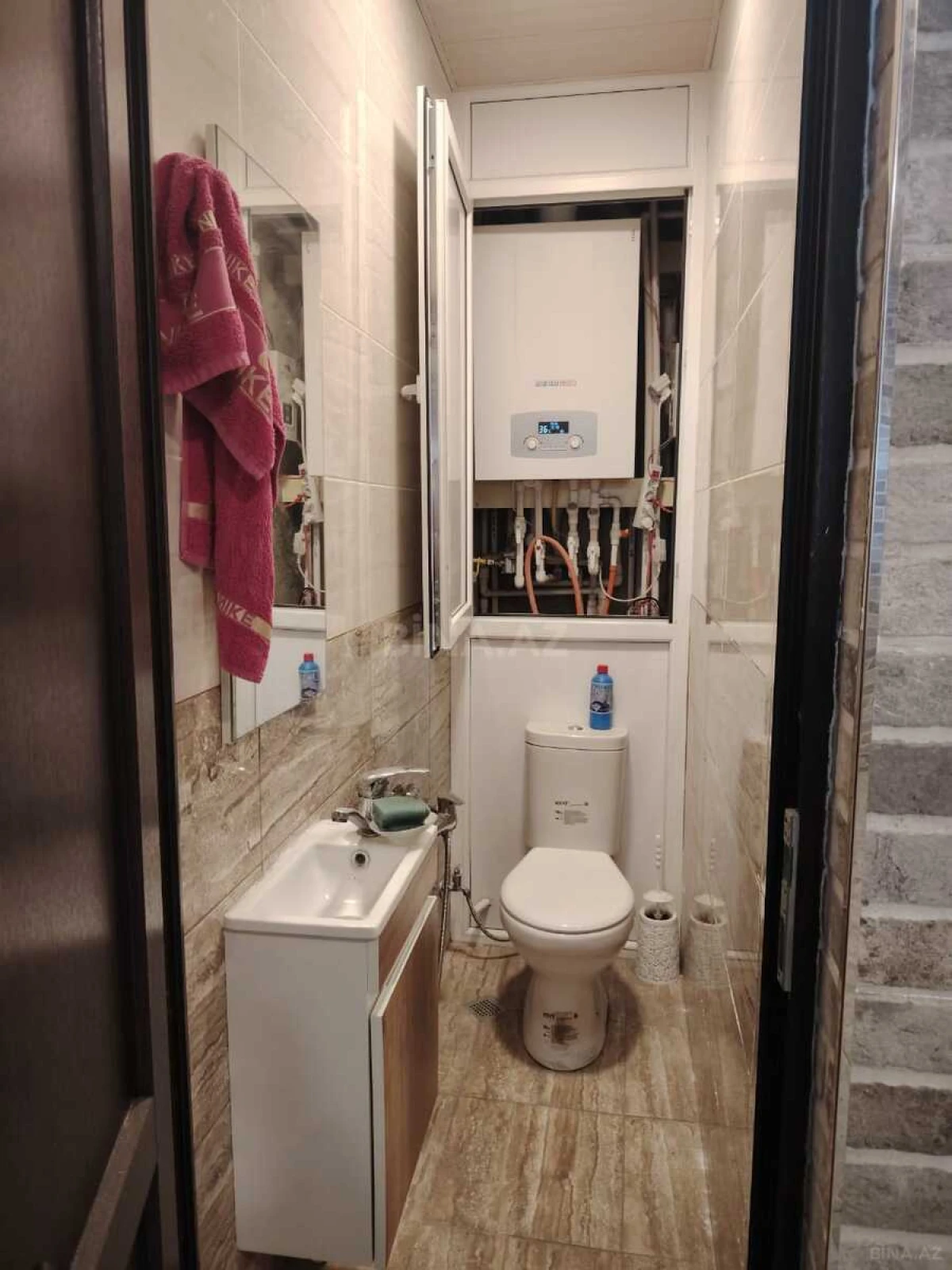 Satılır 7 otaqlı həyət evi 380 m²