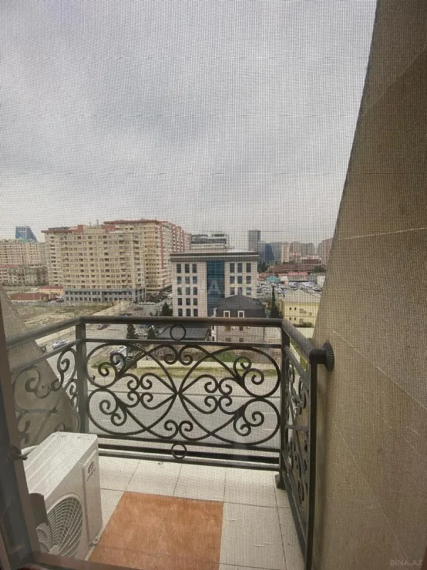Kirayə verilir 2 otaqlı mənzil 120 m²