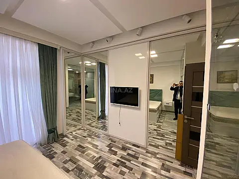 Kirayə verilir 2 otaqlı mənzil 120 m²