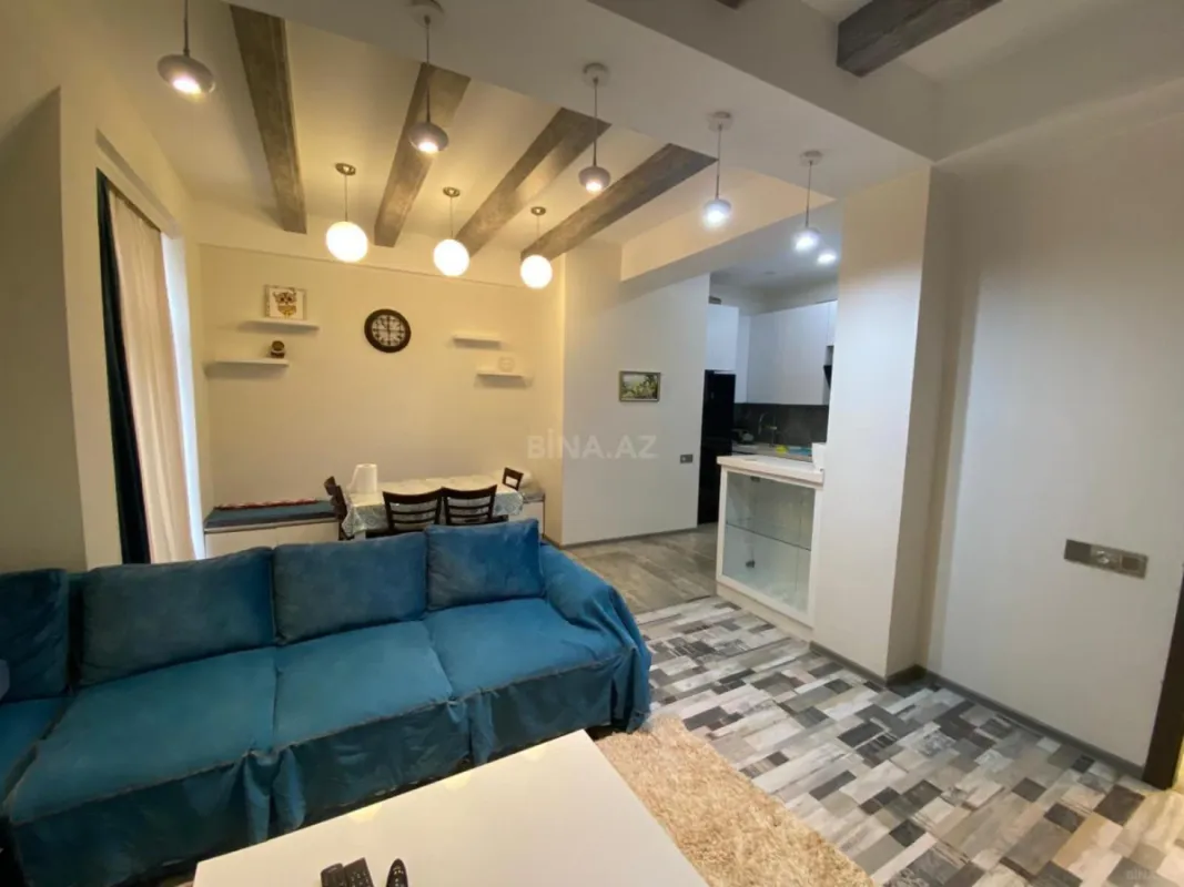 Kirayə verilir 2 otaqlı mənzil 120 m²