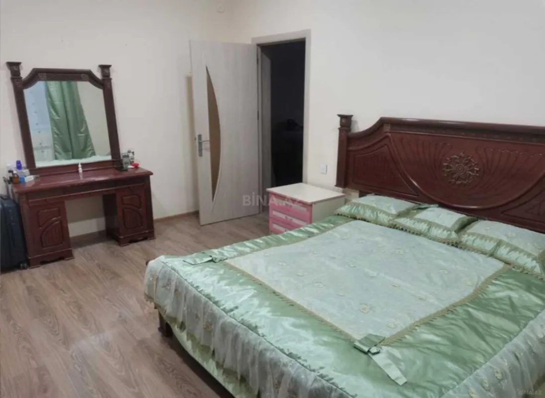 Kirayə verilir 6 otaqlı həyət evi 150 m²