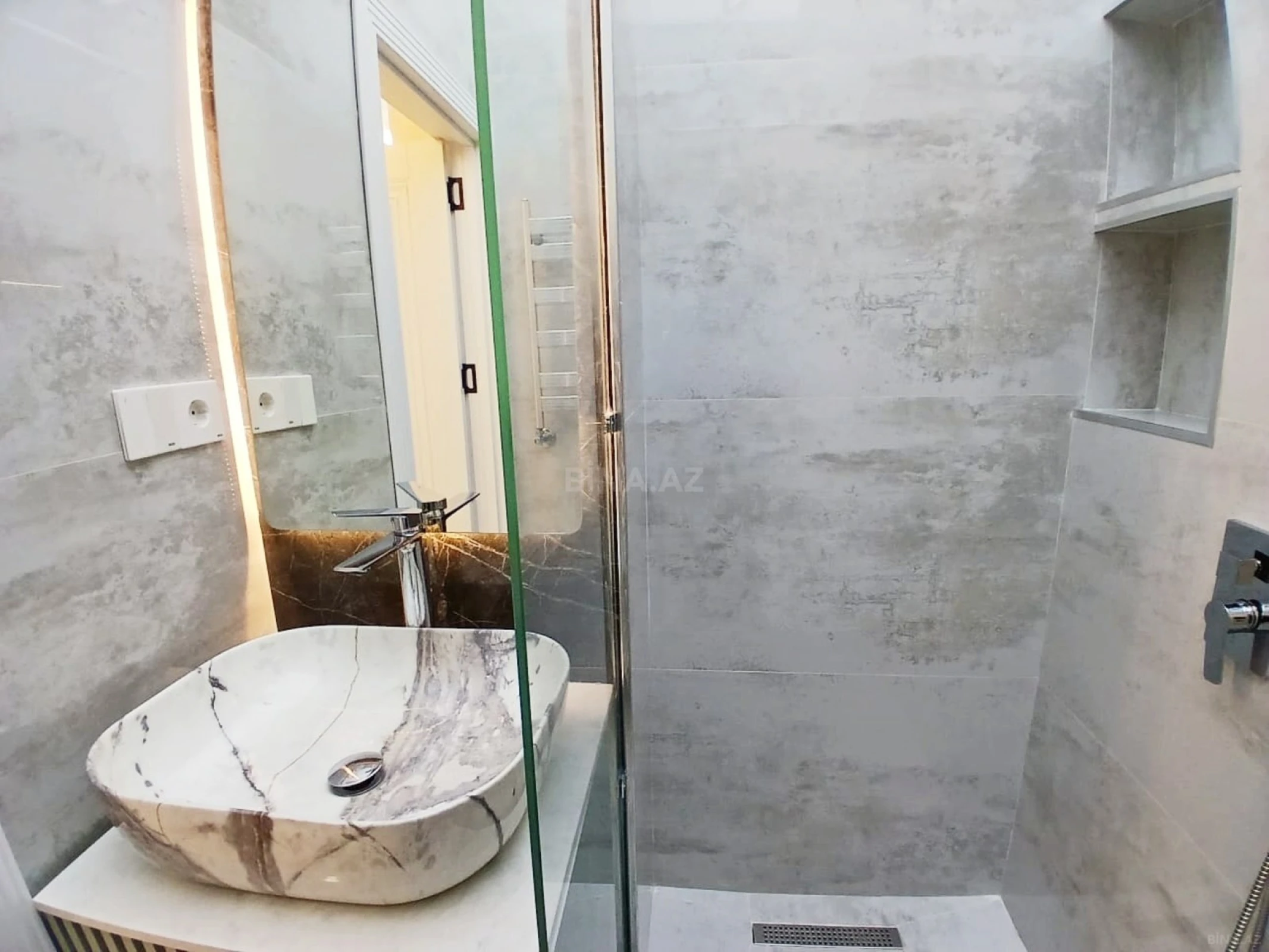 Satılır 2 otaqlı mənzil 39 m²