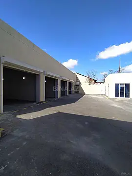 Satılır obyekt 350 m²