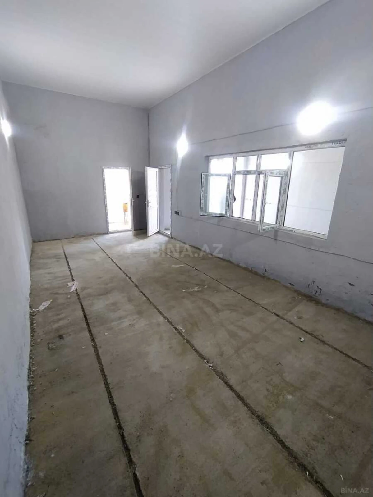 Satılır obyekt 350 m²