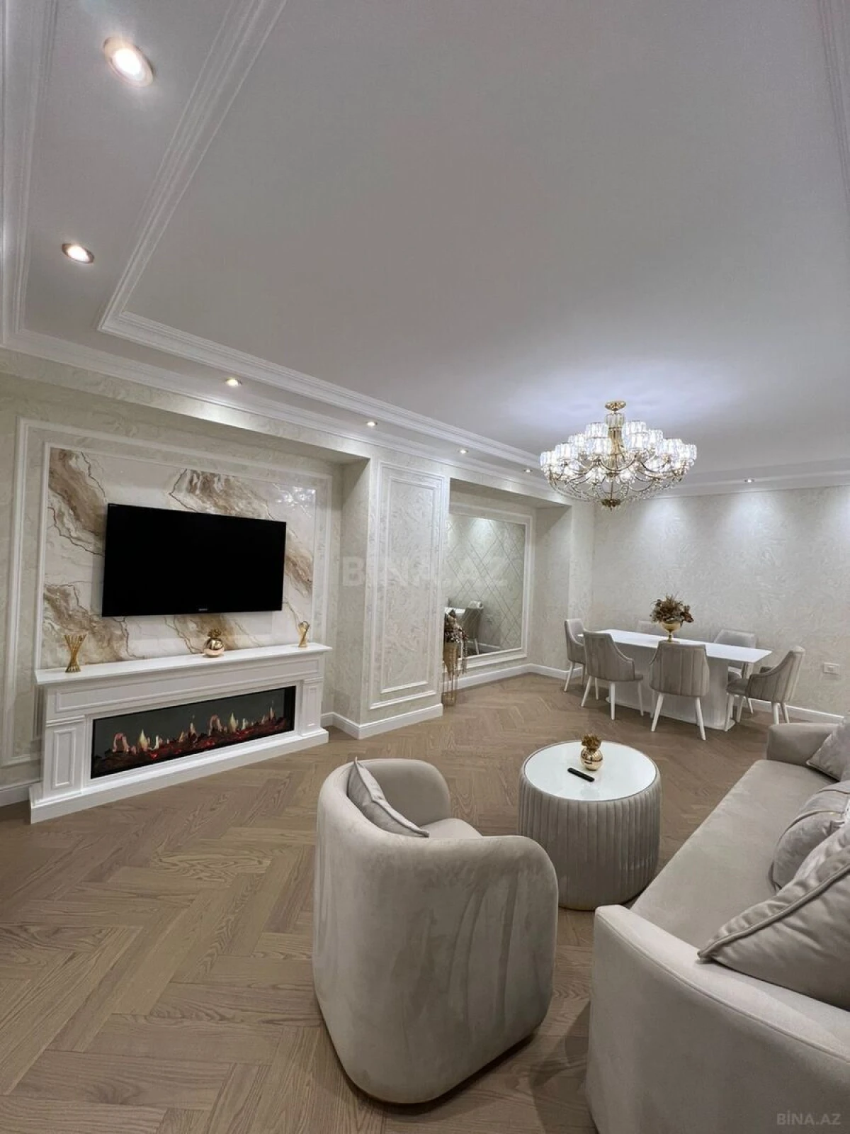 Kirayə verilir 3 otaqlı mənzil 148 m²