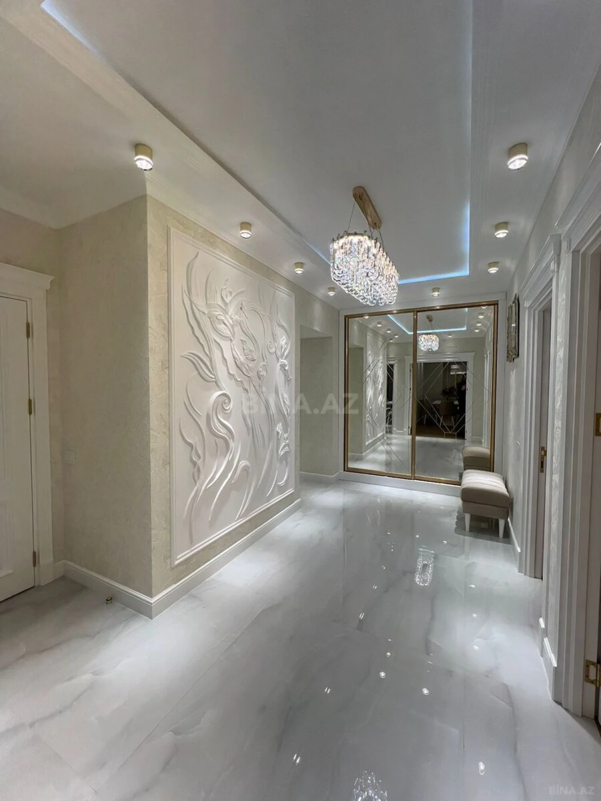 Kirayə verilir 3 otaqlı mənzil 148 m²