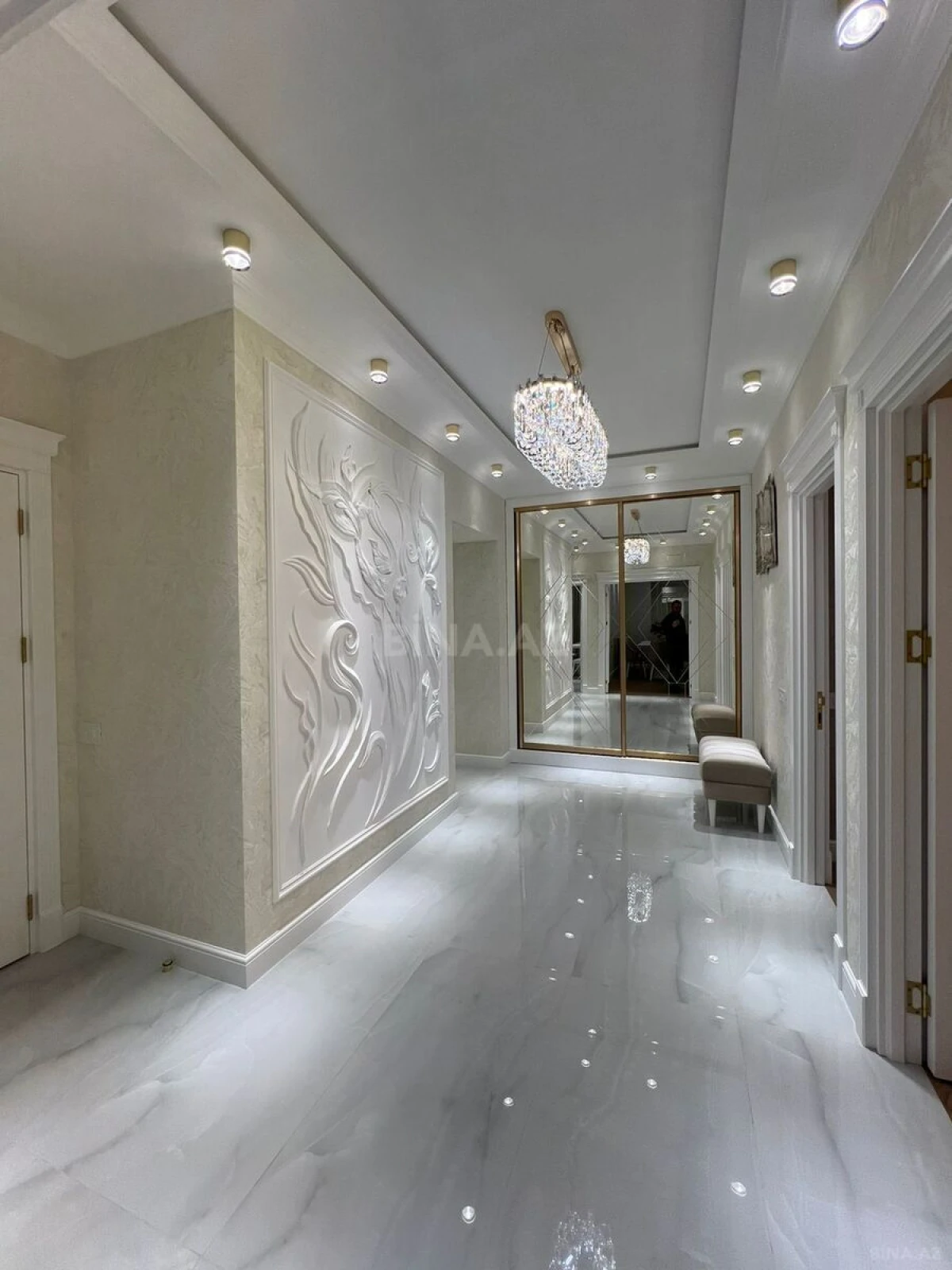 Kirayə verilir 3 otaqlı mənzil 148 m²