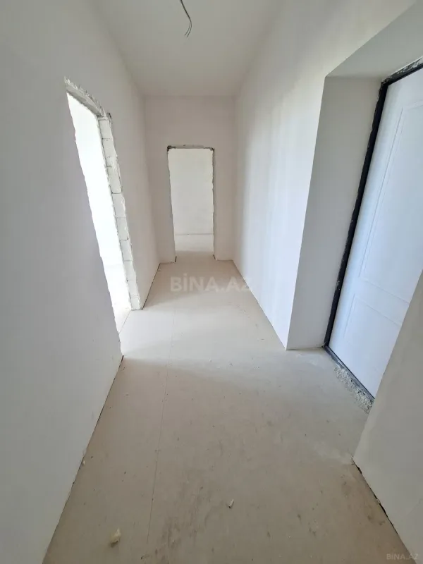 Satılır 2 otaqlı mənzil 110 m²
