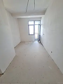 Satılır 2 otaqlı mənzil 110 m²