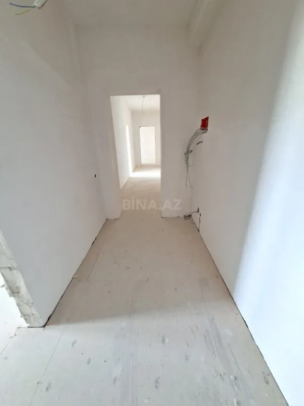 Satılır 2 otaqlı mənzil 110 m²