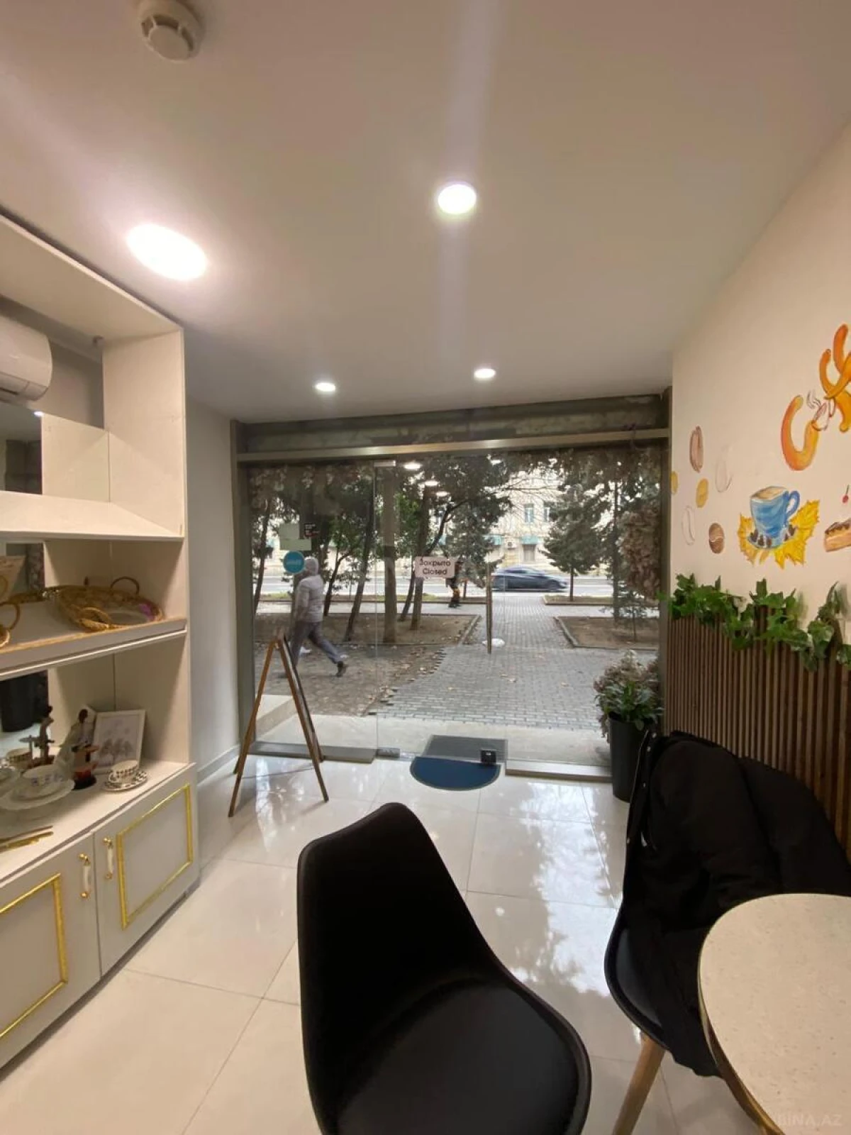 Satılır obyekt 52 m²