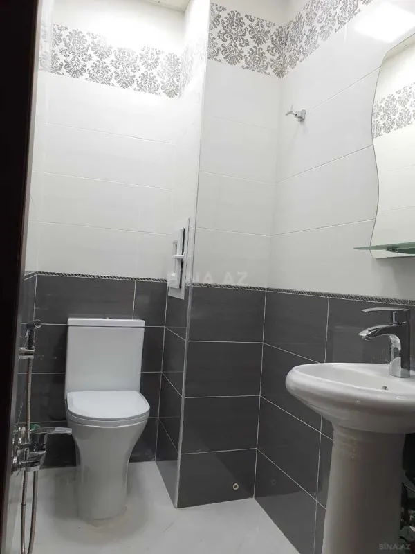 Satılır 3 otaqlı mənzil 125 m²