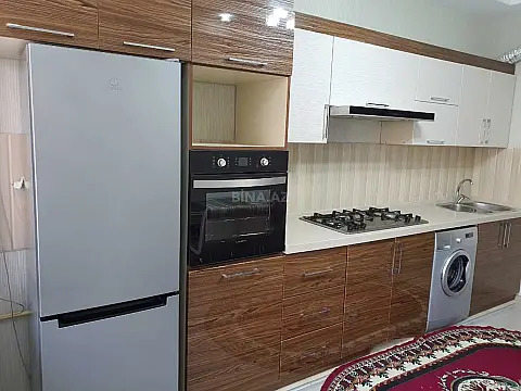 Satılır 3 otaqlı mənzil 125 m²