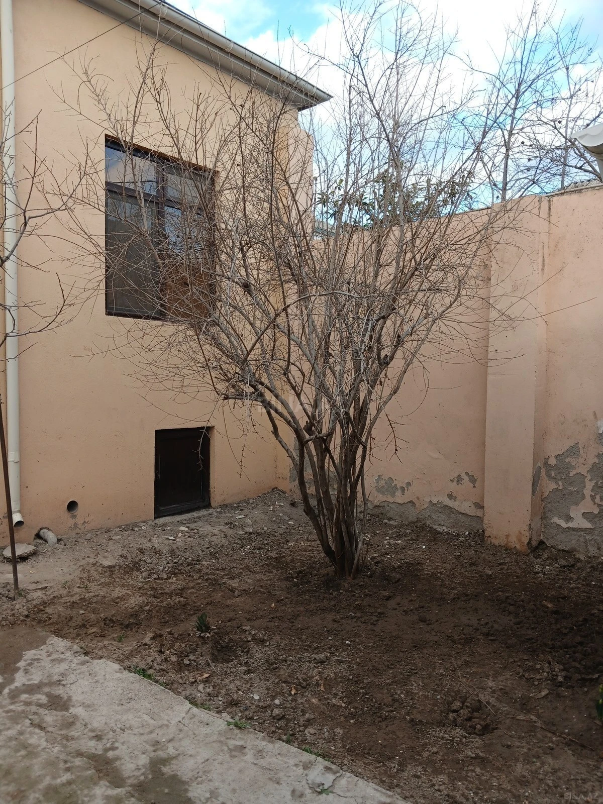 Satılır 3 otaqlı həyət evi 72 m²