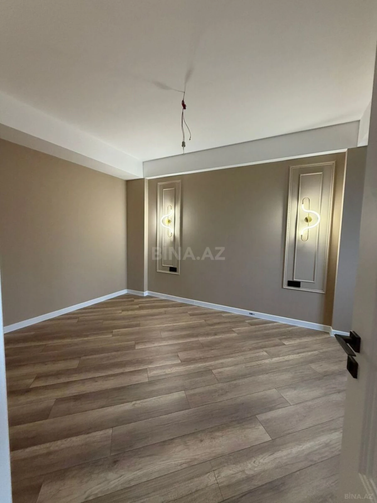 Satılır 3 otaqlı mənzil 73 m²